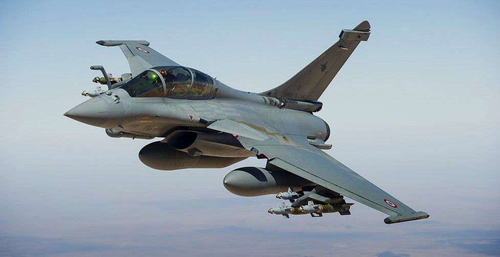 French  Dassault  Extends  'Rafale'  Success  after  UAE  Mega  deal  , Indonesia signs for 6  Rafale  and  will  order a  total  of  42  Jets  to  strengthen  military  relations !